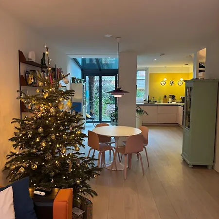 Appartement Stylish & Colorful With Large Garden! Amsterdam