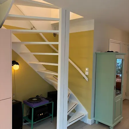Apartament Stylish & Colorful With Large Garden! *